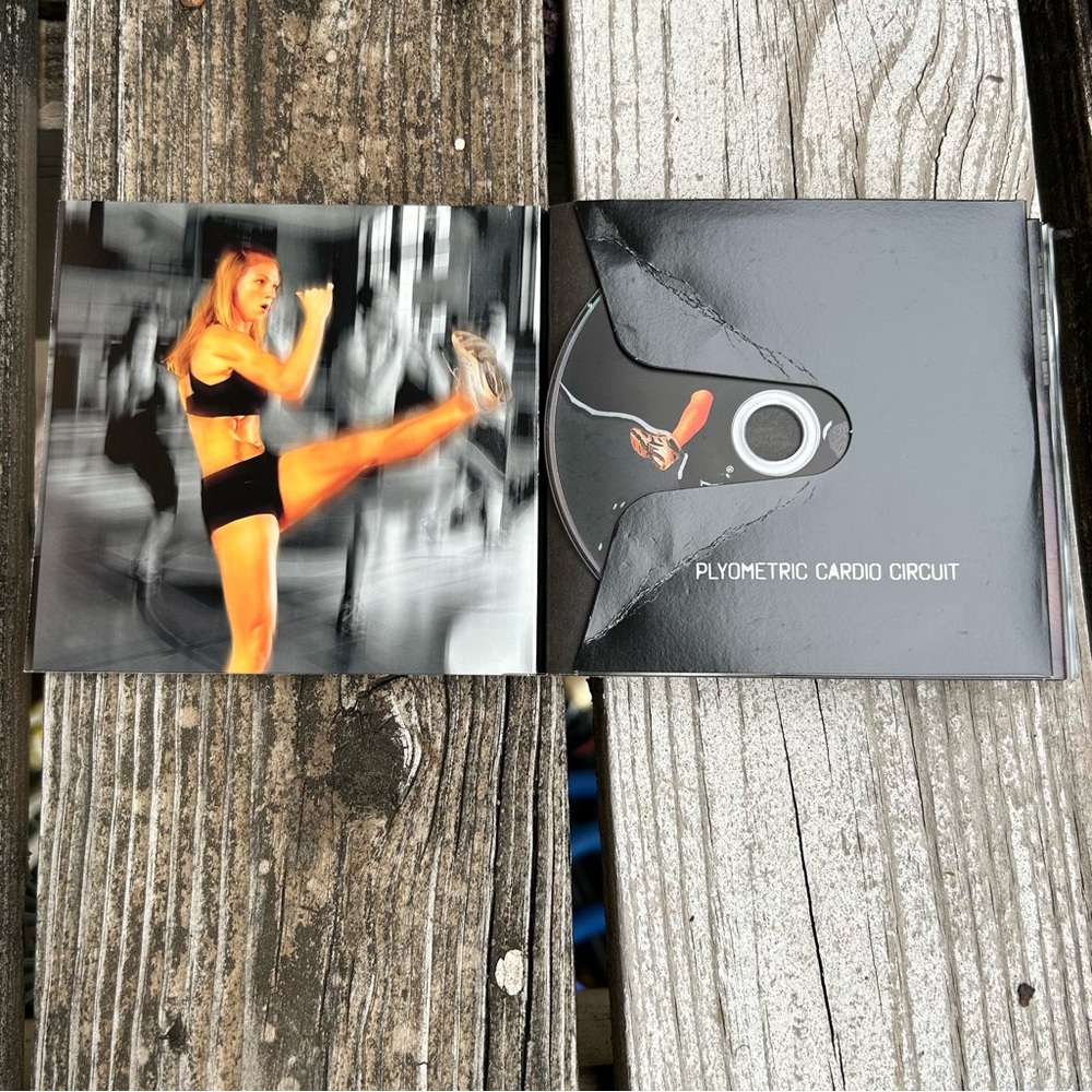Beachbody Insanity DVD Set (1 DVD missing) - Picture 15 of 16